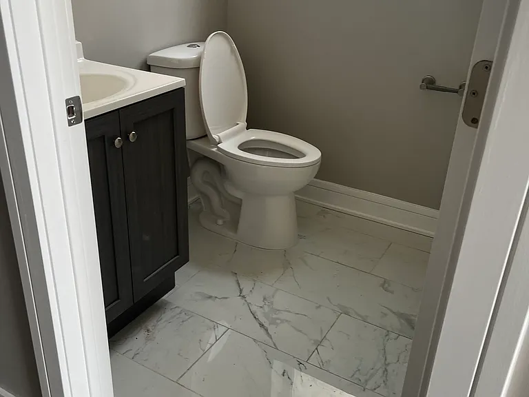 4831 W Gladys Ave #2 — Photo 3