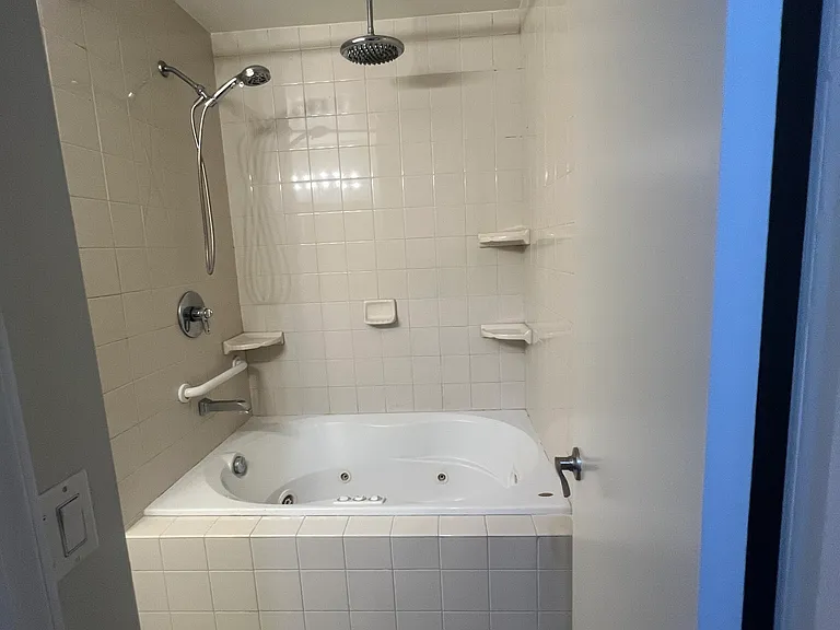 776 W Lambert Rd #33 — Photo 24