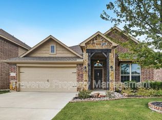 1652 Victoria Dr, Saginaw, TX 76131
