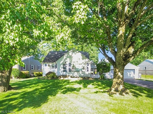 1st image of 497 Forest Hill Dr