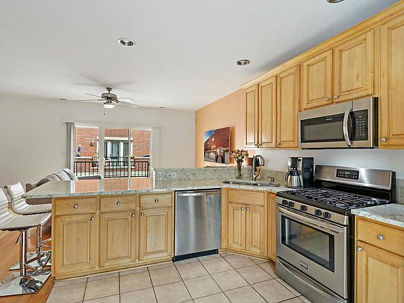 3rd image of 4549 N Central Ave APT 8