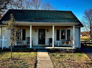 105 White St, Cave City, KY 42127