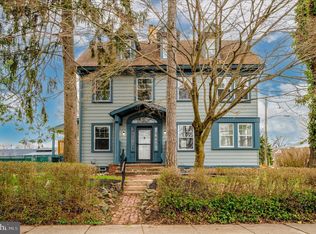 403 Crotzer Ave, Folcroft, PA 19032