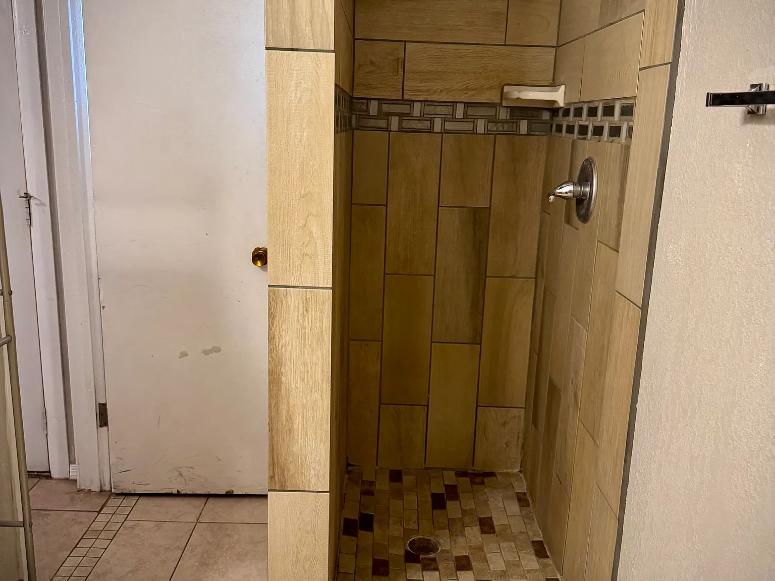 1 bed, 600 sqft, $725 — Photo 2