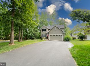 101 Eagle Ct, Locust Grove, VA 22508