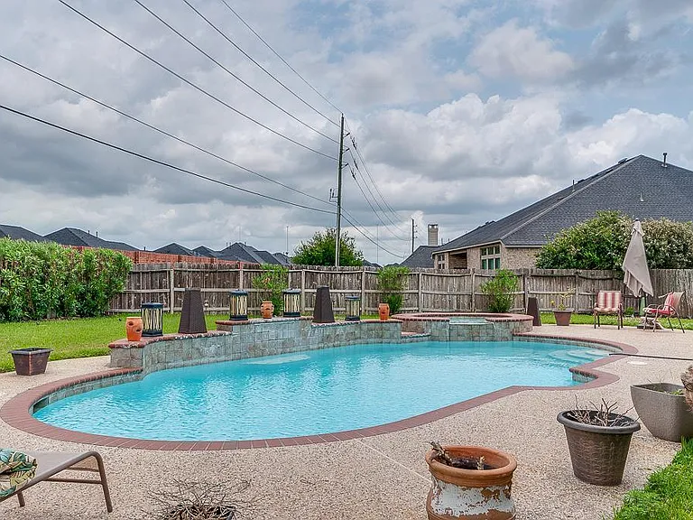 5007 Jade Cove Ct — Photo 2
