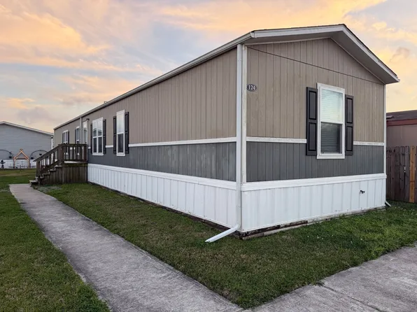 124 Oak Park Dr, Manvel, TX 77578