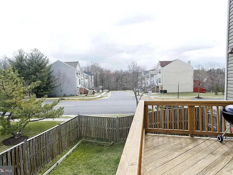 7818 Cloister Pl — Photo 13