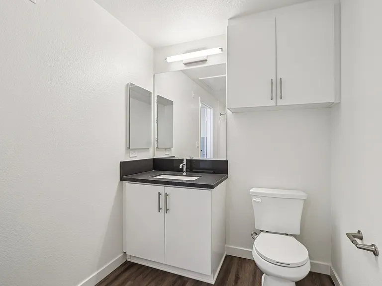 Cloud Nine Luxury Apartments — Photo 76