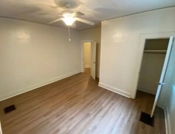 19 Hollywood Ct — Photo 10