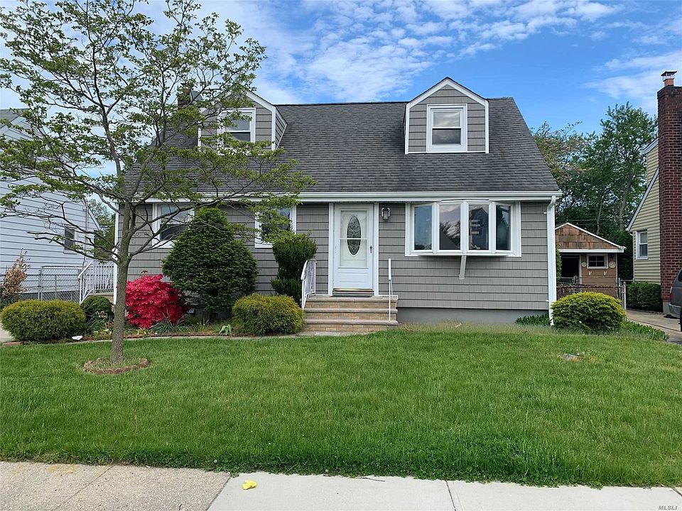 1st image of 54 Landau Ave