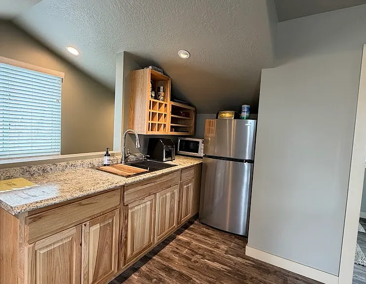 3391 E Santa Rosa Ave — Photo 35