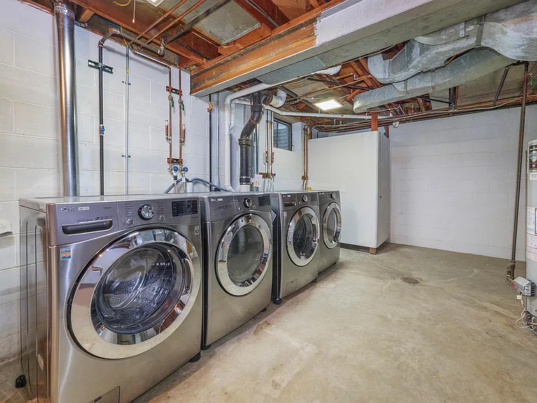 516 Berkley Ave #1 — Photo 34