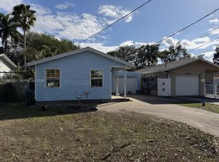 1568 NE 35th St, Oakland Park, FL 33334