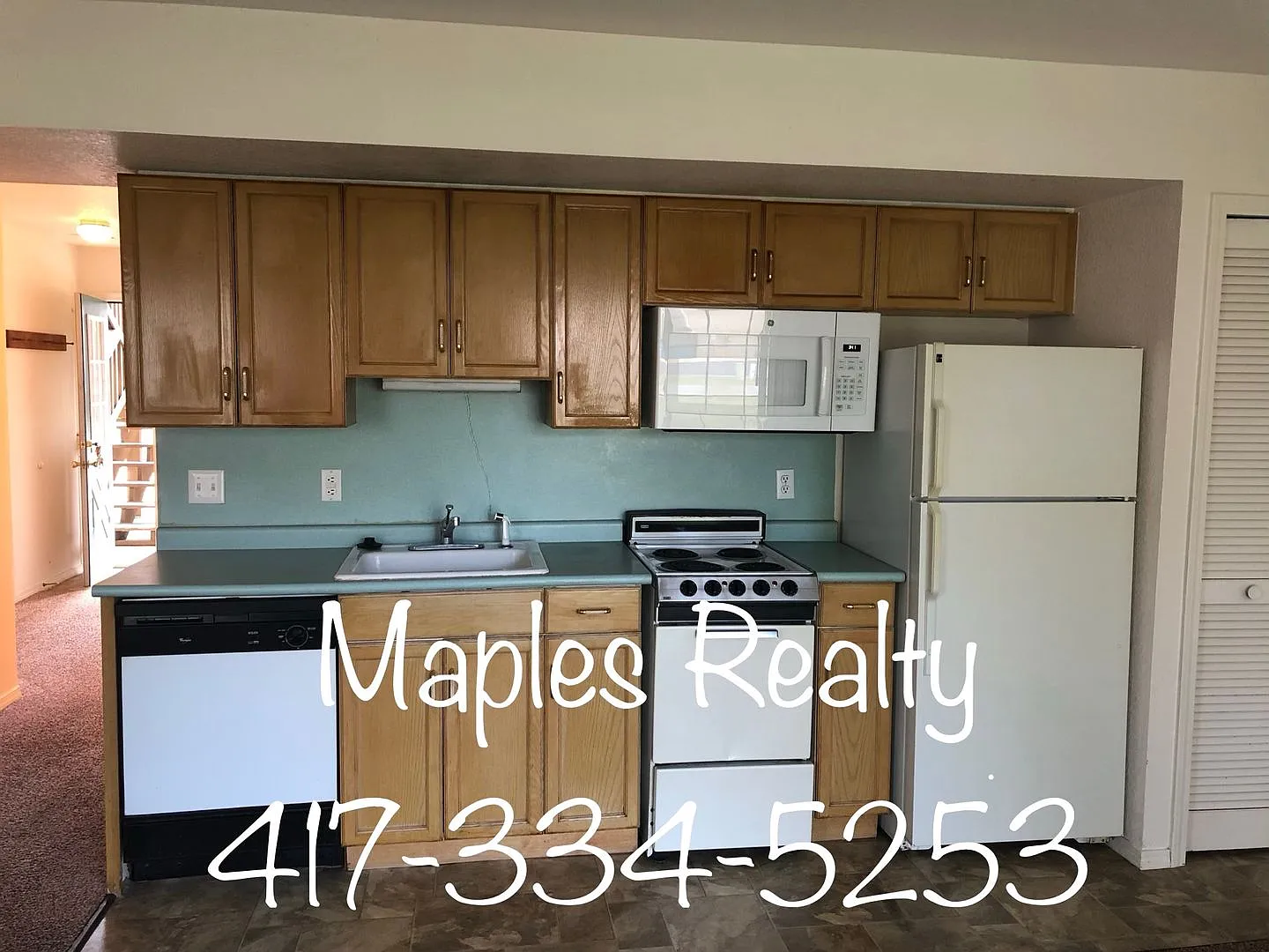 Walk-in Unfurnished 1 Bedroom / 1 Bath in Branson — Photo 2