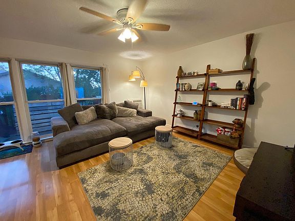 2nd image of 2200 Arbor Cir APT 21