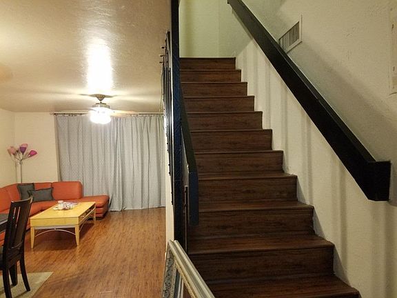 3rd image of 921 N Euclid Ave Unit 214