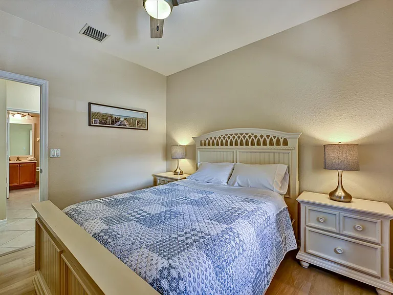 4870 Bonsai Cir #100 — Photo 19