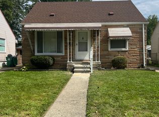 24844 Grove Ave, Eastpointe, MI 48021