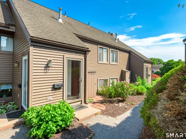 15 Hollister Way North #15, Glastonbury, CT 06033