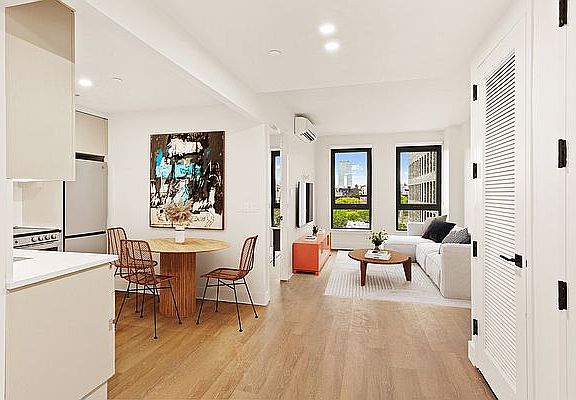 3rd image of 430 Keap St #617