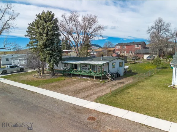 311 2nd St S, Cascade, MT 59421