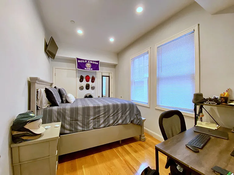 77 F St #1 — Photo 6