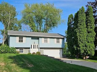 1125 W Circle Dr, Beaver Dam, WI 53916