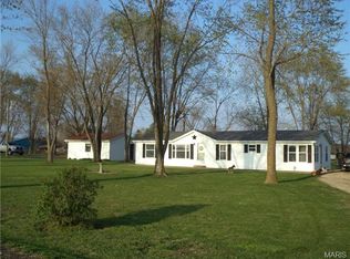 932 Farrar Rd, Leslie, MO 63056