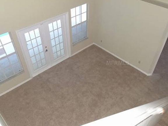 5th image of 15817 Hampton Village Dr