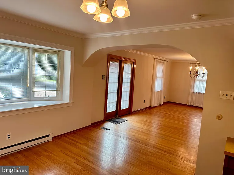 2432 W Chester Pike — Photo 14