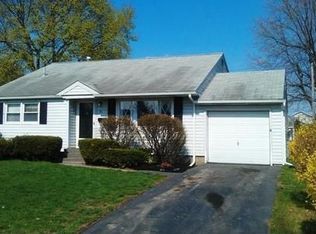 33 Perry Ave, Latham, NY 12110