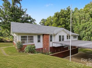 47 Stone Cottage Rd, Mars Hill, NC 28754
