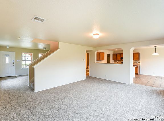 3rd image of 7758 Cedar Farm