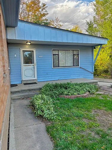 614 1/2 22nd St Photo 1