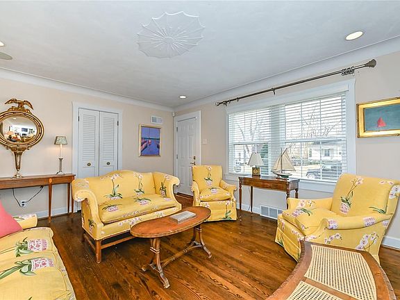 5th image of 14 Waverton Dr