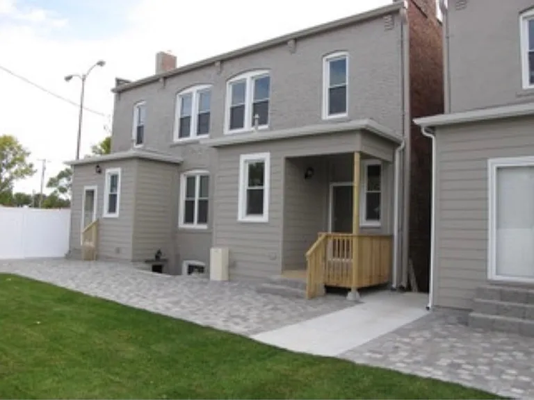 2614 Dewey Ave — Photo 13