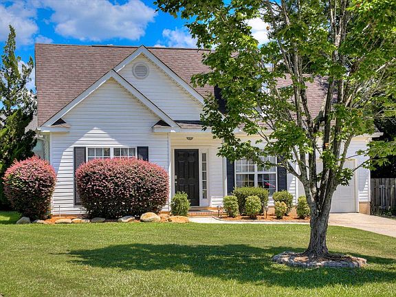 3rd image of 2044 Shoreline Drive