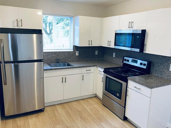 3rd image of 1737 NW 3rd Ave APT 1
