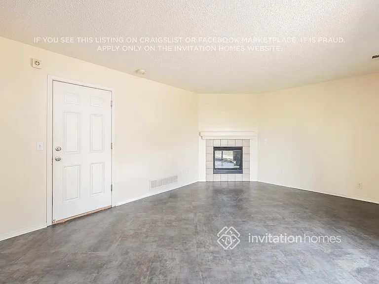 990 Ancestra Dr — Photo 8