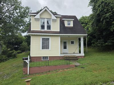 221 Cedar St, Ronceverte, WV, 24970
