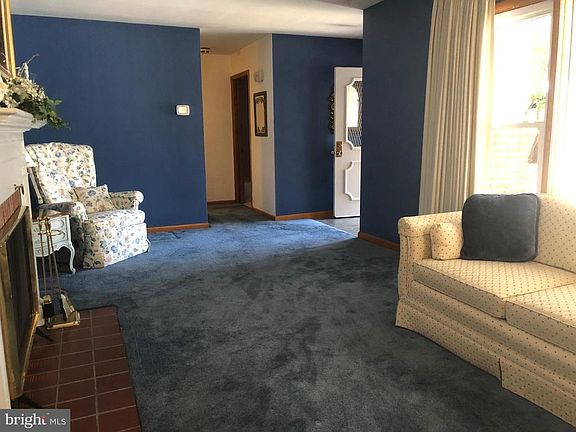 5th image of 401 Phelps Ave