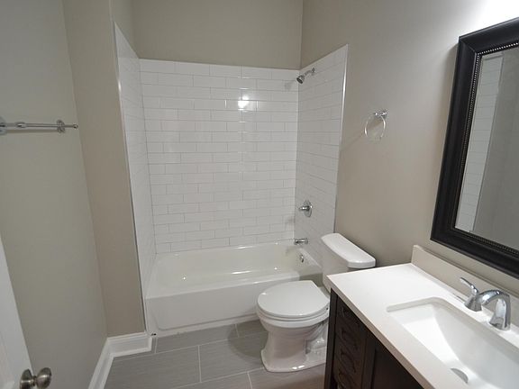 5th image of 1510 Chapel St