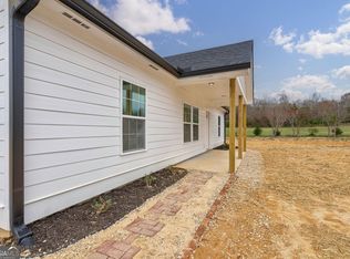 584 E County Line Rd, Danielsville, GA 30633