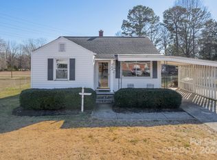 404 E 16th St, Kannapolis, NC 28083