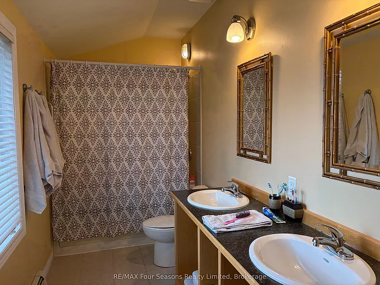 163 Craigleith Rd — Photo 9