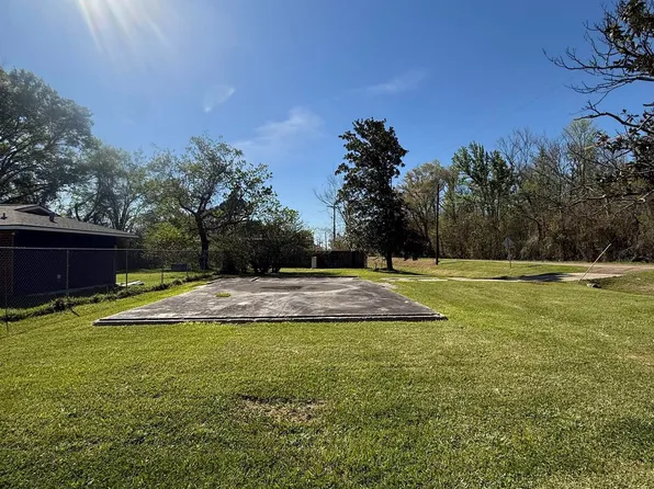 2326 Thomas Rd, Baton Rouge, LA 70807