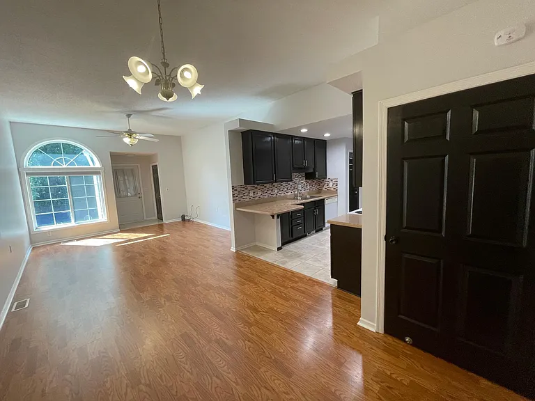 1364 Conservatory Ct — Photo 6