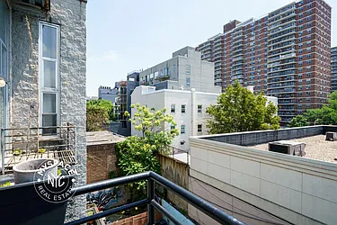 Rented by MySpaceNYC