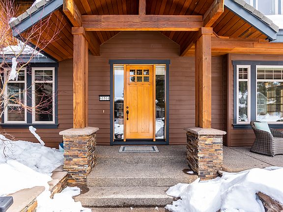 2nd image of 61514 Cultus Lake Ct